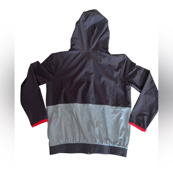 Boys Under Armour loose light jacket size medium - Picture 3 of 5